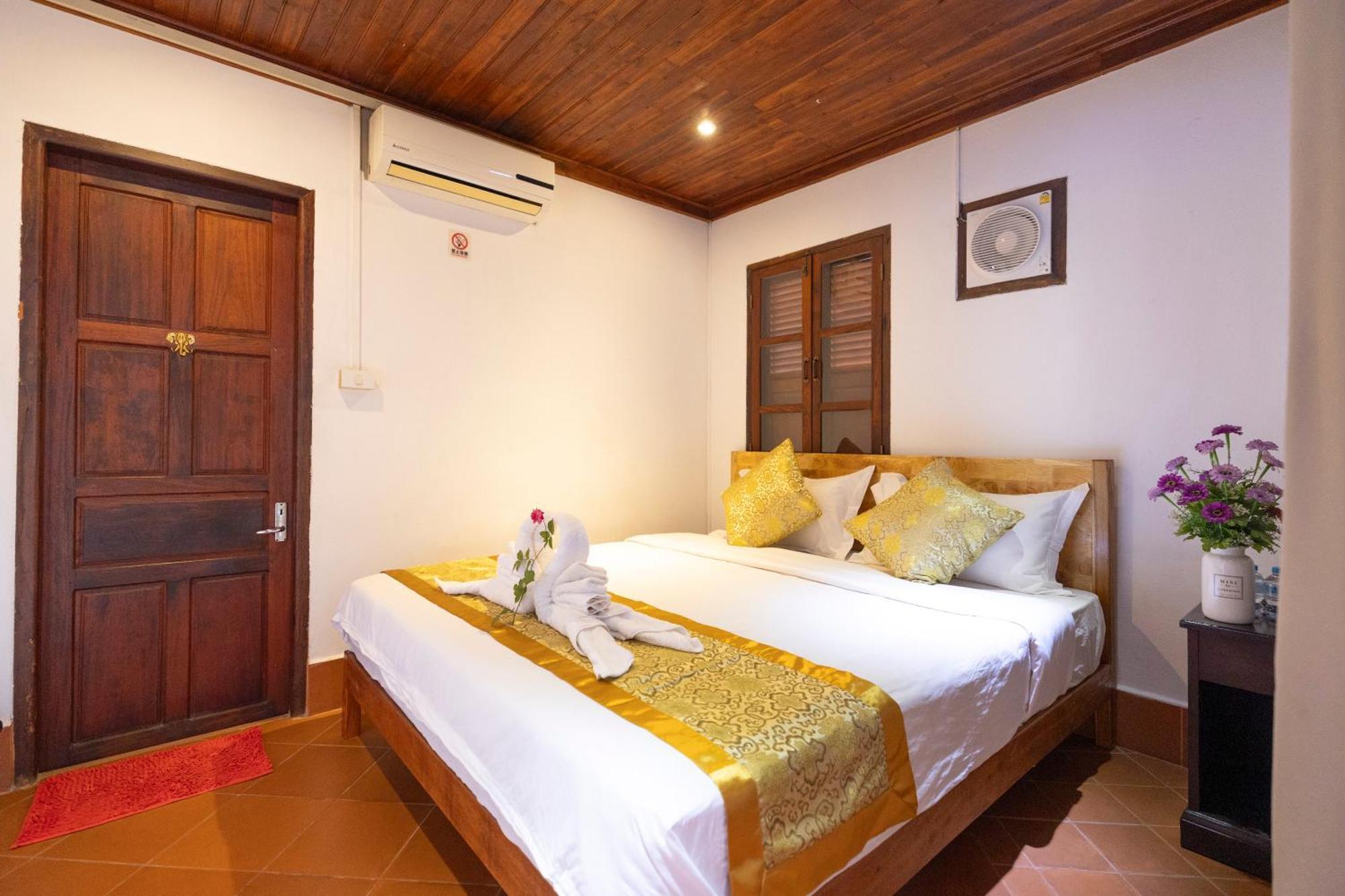 Mekong Chidlatda Villa Luang Prabang Exterior photo